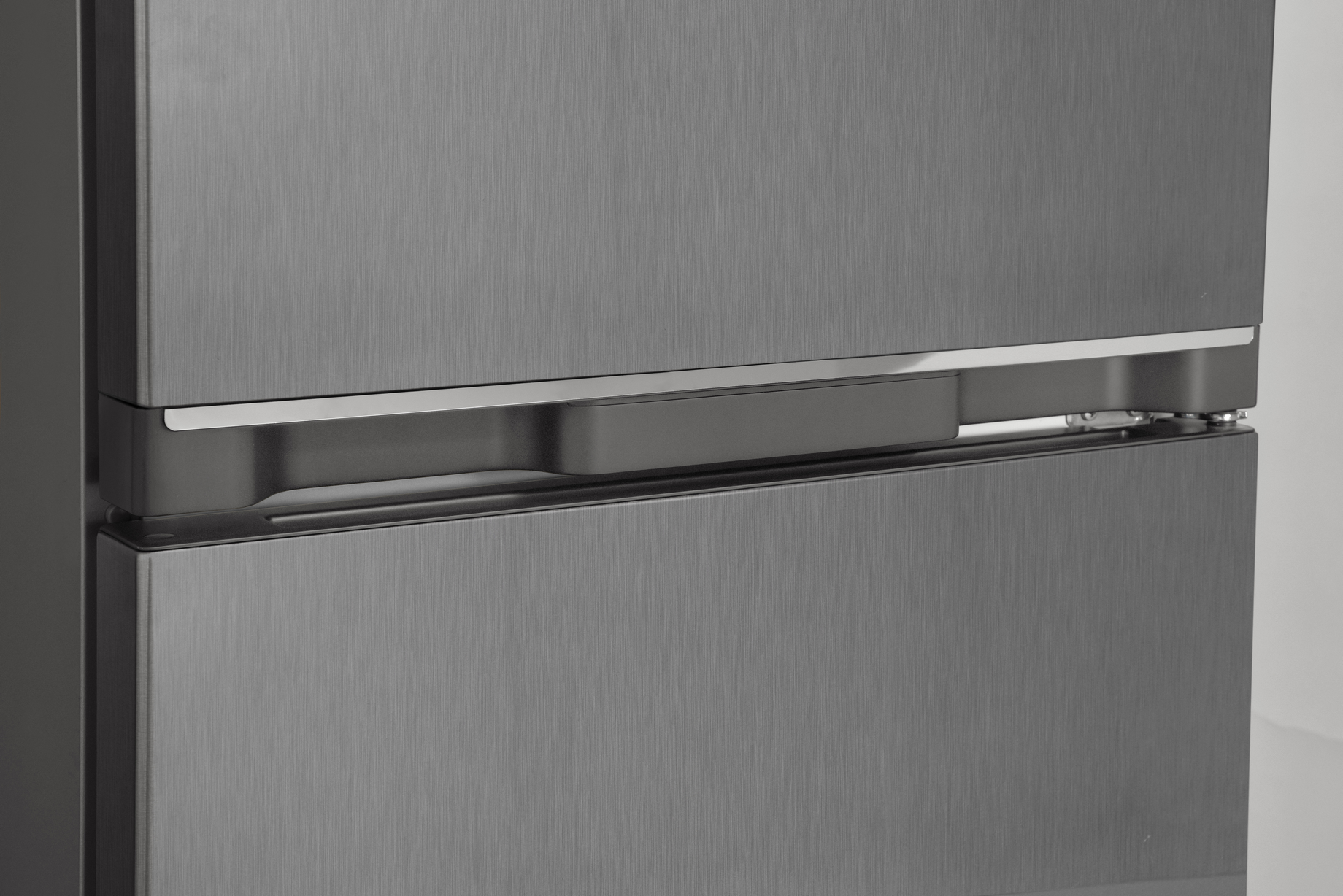 SHARP SJ-FBA05DTXLE-EU 54cm NF Fridge-Freezer