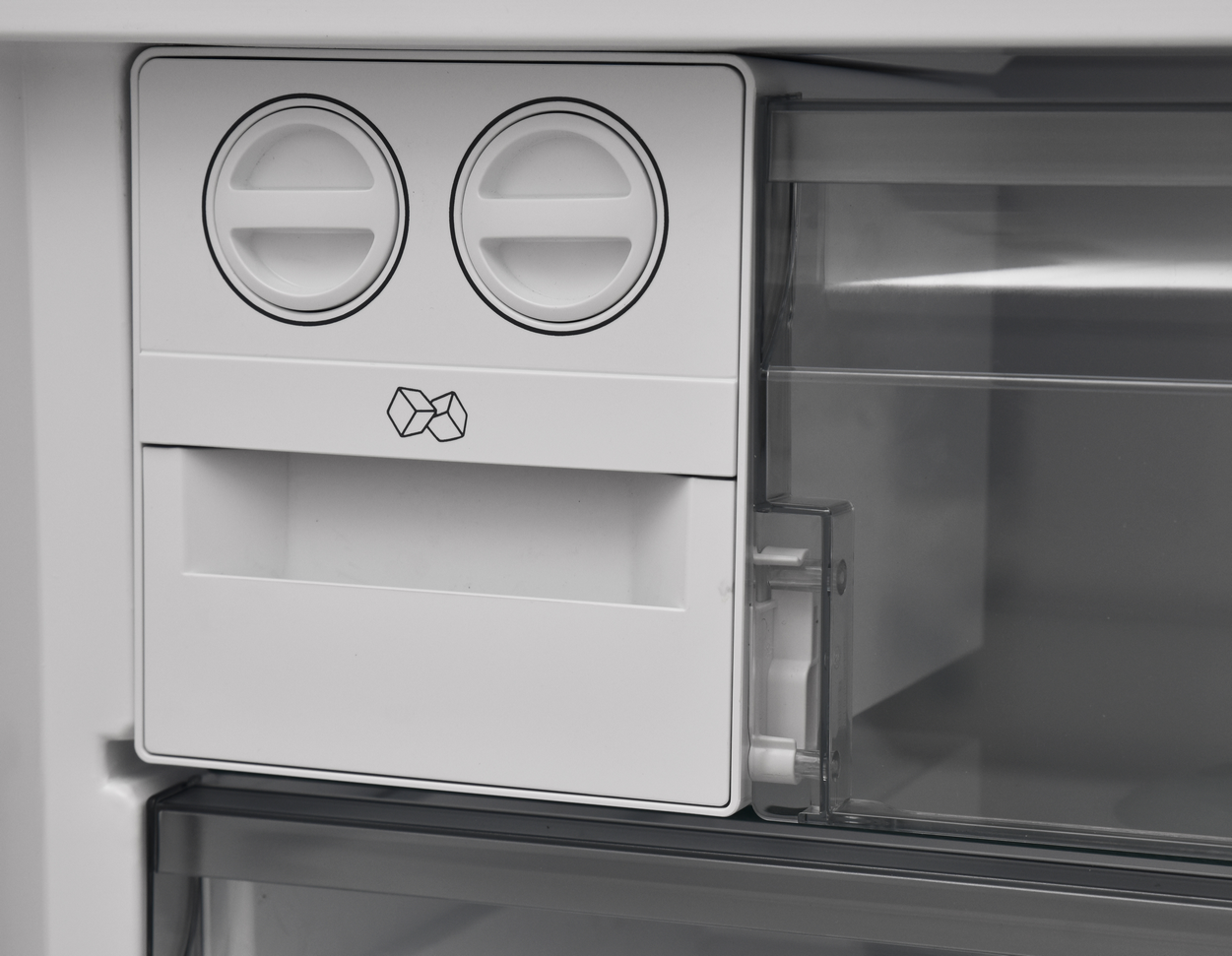 SHARP SJ-NBA35CHXIE-EU 84cm NF Kühl-Gefrierkombination