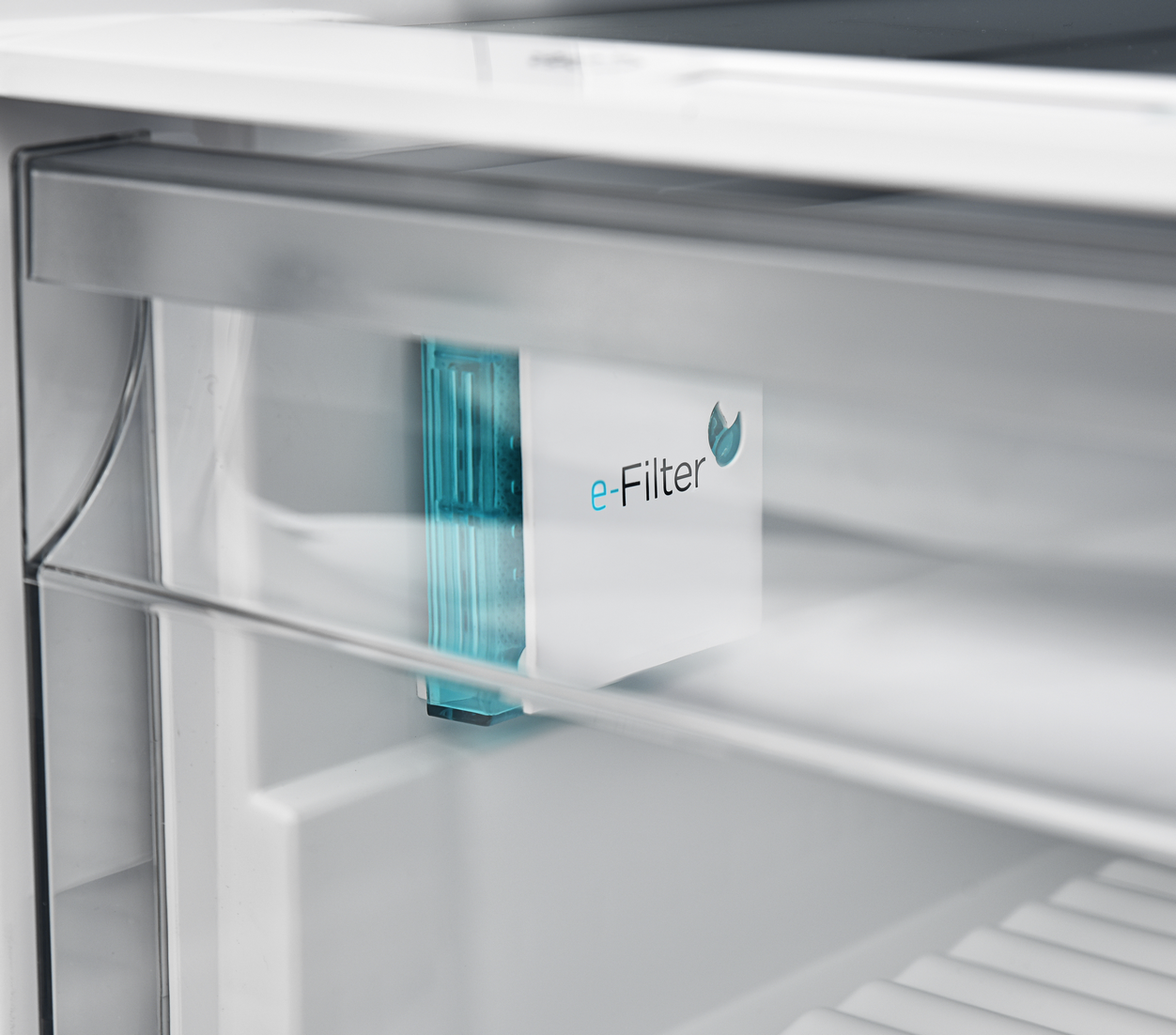 SHARP SJ-NBA35CHDIE-EU 84cm NF Fridge-Freezer