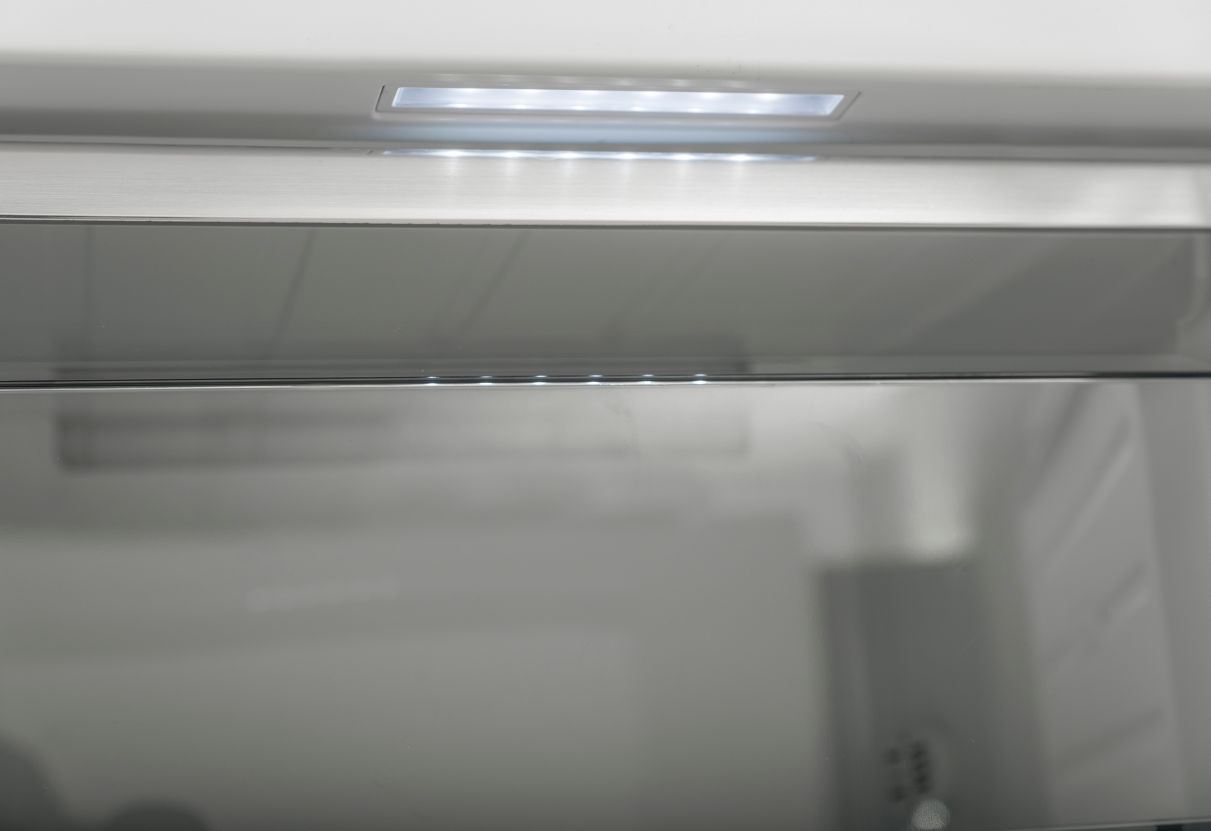 SHARP SJ-SC41CHXWD-EU 60cm NF Upright Freezer