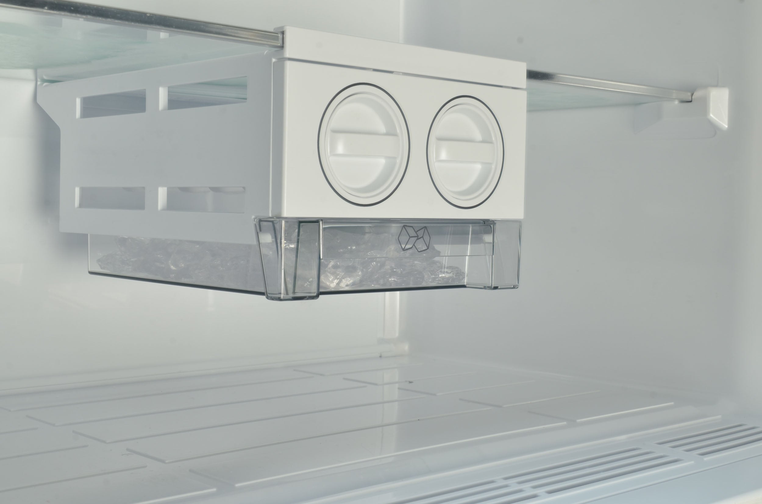 SHARP SJ-TE435M4W-EU 70cm NF Double Door