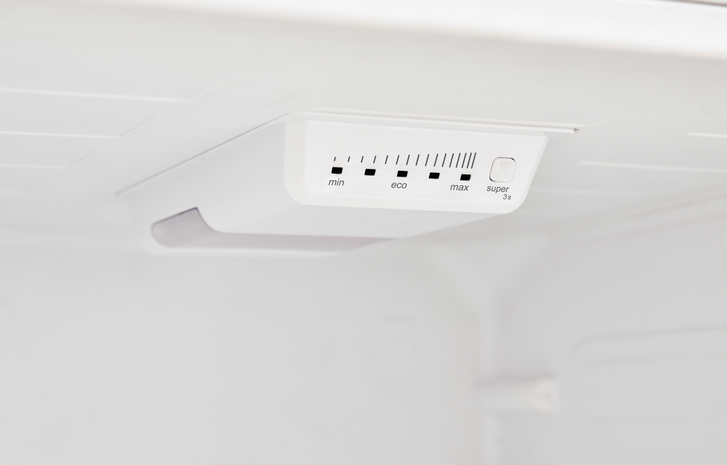 SHARP SJ-FBA09ITXWE-ES 60cm NF Fridge-Freezer