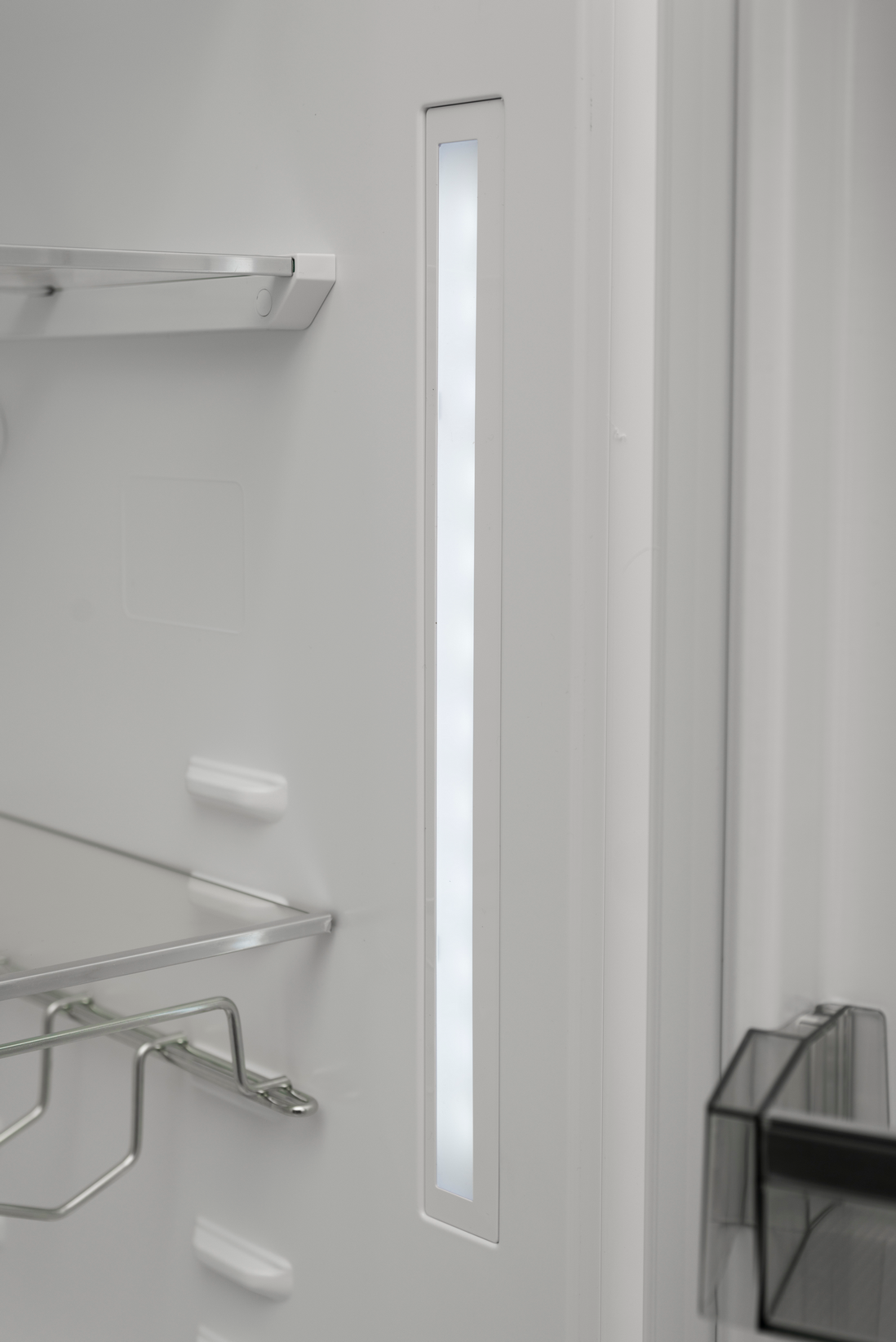 SHARP SJ-NBA35CHXPE-ES 84cm NF Fridge-Freezer